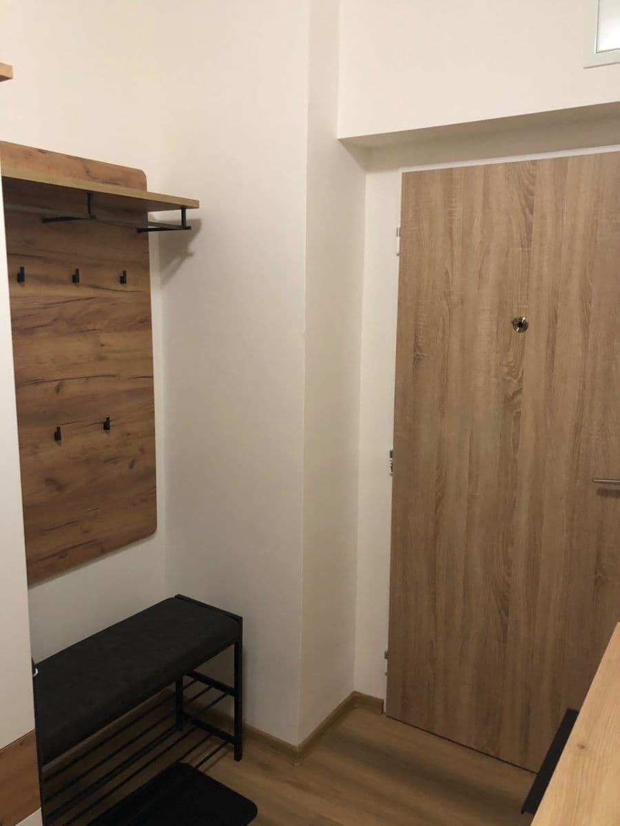 Pronájem bytu 2+1 62 m², Pivovarnická, Praha, Praha Pronájem bytu 2+1 62 m², Pivovarnická, Praha, Praha