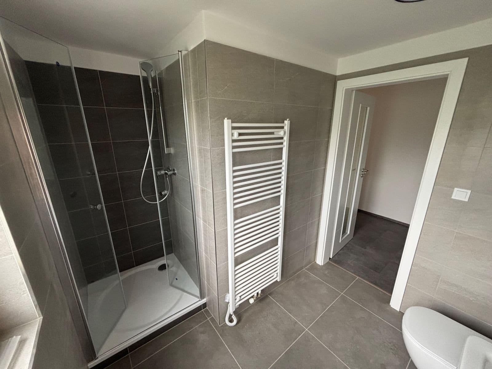 Pronájem bytu 2+1 57 m², Mikšovského, Praha, Praha Pronájem bytu 2+1 57 m², Mikšovského, Praha, Praha