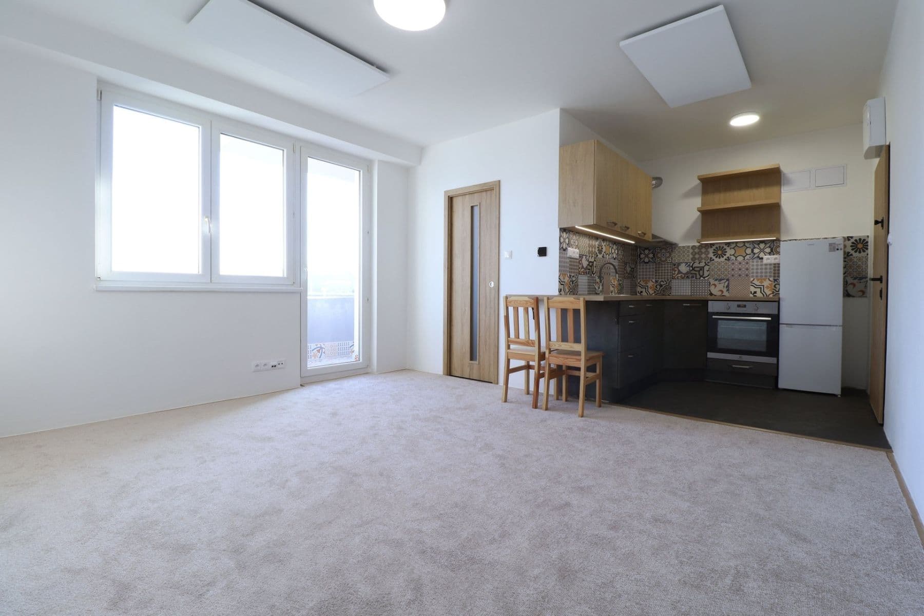 Pronájem bytu 1+kk 25 m², Pod Šmukýřkou, Praha, Praha Pronájem bytu 1+kk 25 m², Pod Šmukýřkou, Praha, Praha