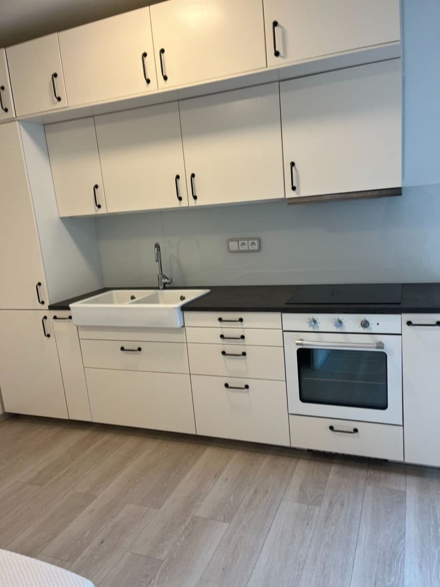 Pronájem bytu 1+kk 27 m², Elišky Přemyslovny, Praha, Praha Pronájem bytu 1+kk 27 m², Elišky Přemyslovny, Praha, Praha