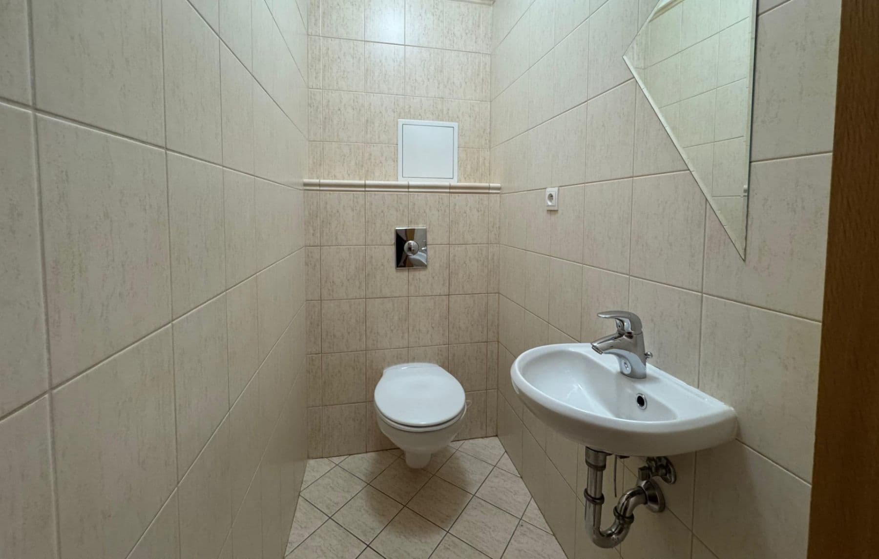 Pronájem bytu 3+kk 107 m², U Nikolajky, Praha, Praha Pronájem bytu 3+kk 107 m², U Nikolajky, Praha, Praha