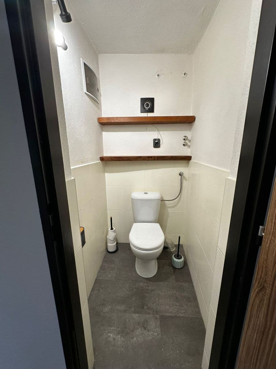 Prodej domu 180 m², pozemek 985 m², Lavičky, Kraj Vysočina Prodej domu 180 m², pozemek 985 m², Lavičky, Kraj Vysočina