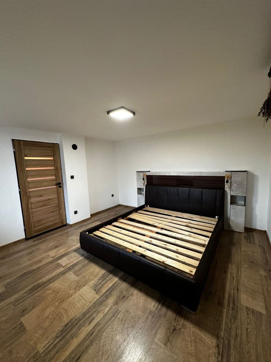 Prodej domu 180 m², pozemek 985 m², Lavičky, Kraj Vysočina Prodej domu 180 m², pozemek 985 m², Lavičky, Kraj Vysočina