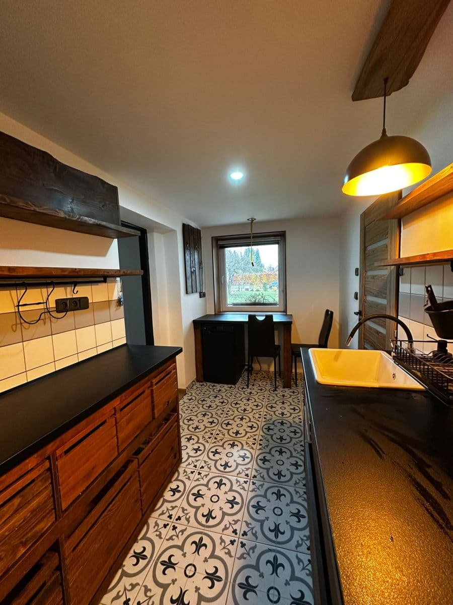 Prodej domu 180 m², pozemek 985 m², Lavičky, Kraj Vysočina Prodej domu 180 m², pozemek 985 m², Lavičky, Kraj Vysočina