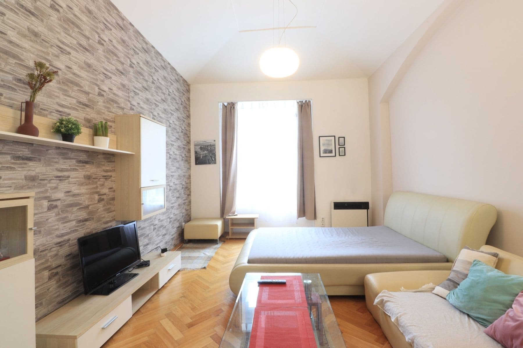 Pronájem bytu 1+1 40 m², Primátorská, Praha, Praha Pronájem bytu 1+1 40 m², Primátorská, Praha, Praha