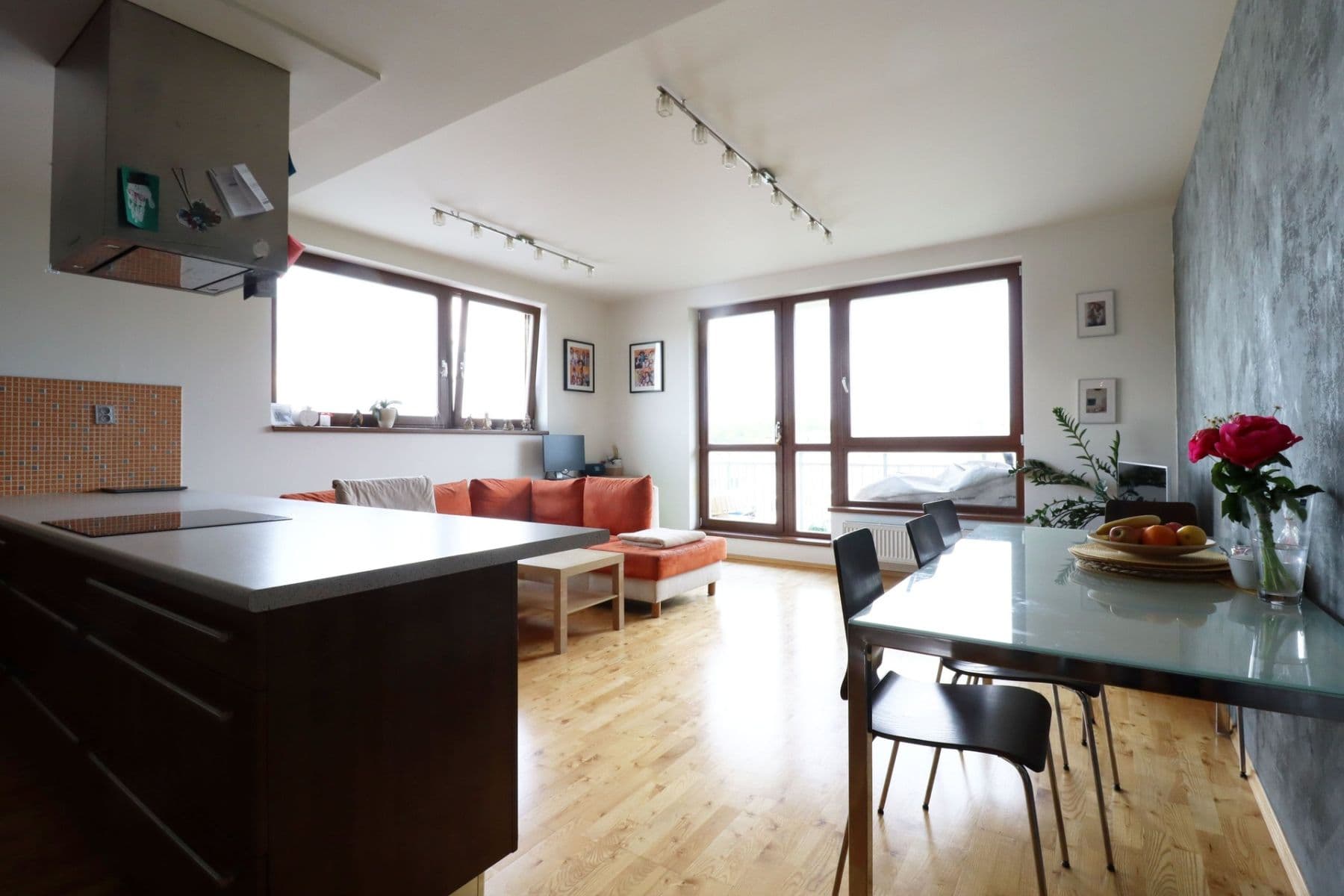 Pronájem bytu 3+kk 90 m², Za valem, Praha, Praha Pronájem bytu 3+kk 90 m², Za valem, Praha, Praha
