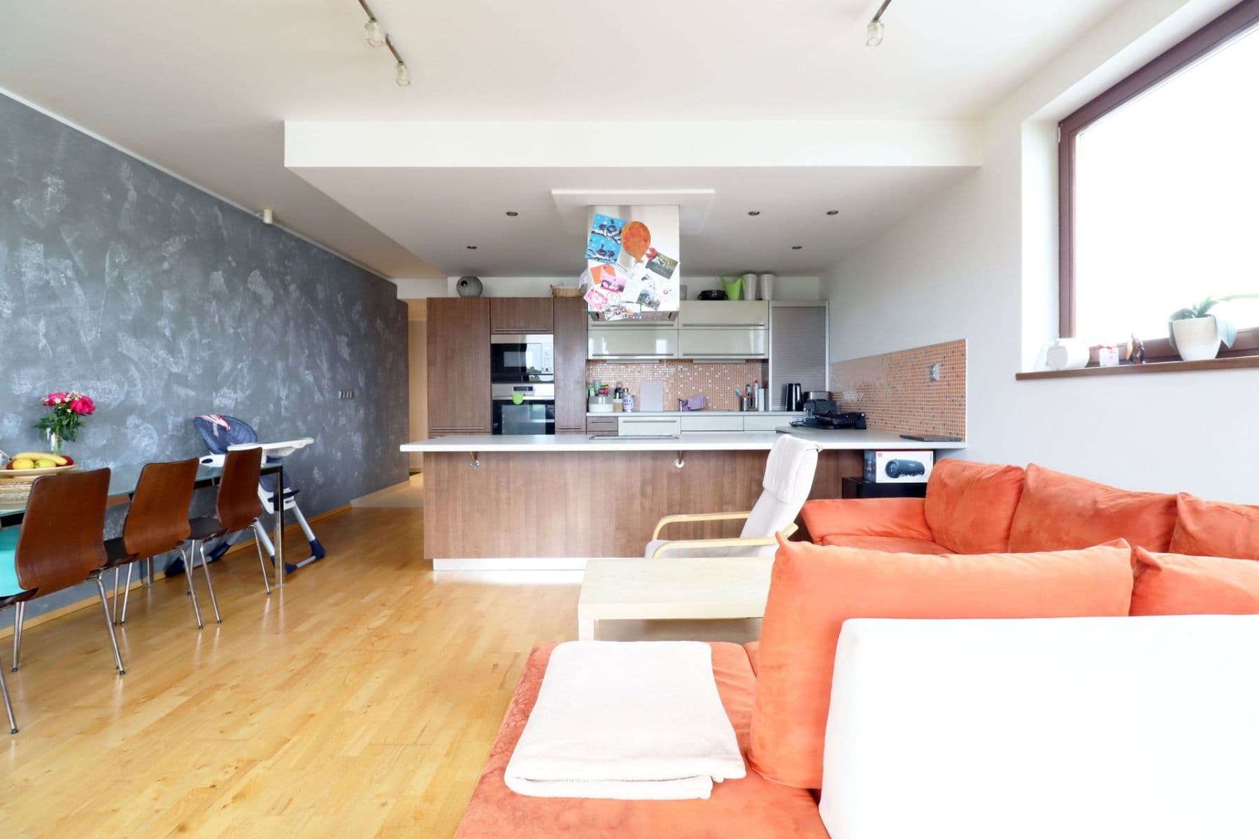 Pronájem bytu 3+kk 90 m², Za valem, Praha, Praha Pronájem bytu 3+kk 90 m², Za valem, Praha, Praha