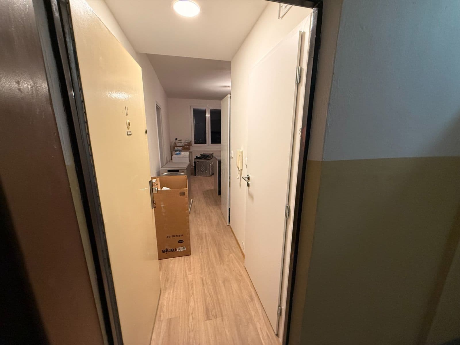 Pronájem bytu 1+1 39 m², Zárubova, Praha, Praha Pronájem bytu 1+1 39 m², Zárubova, Praha, Praha
