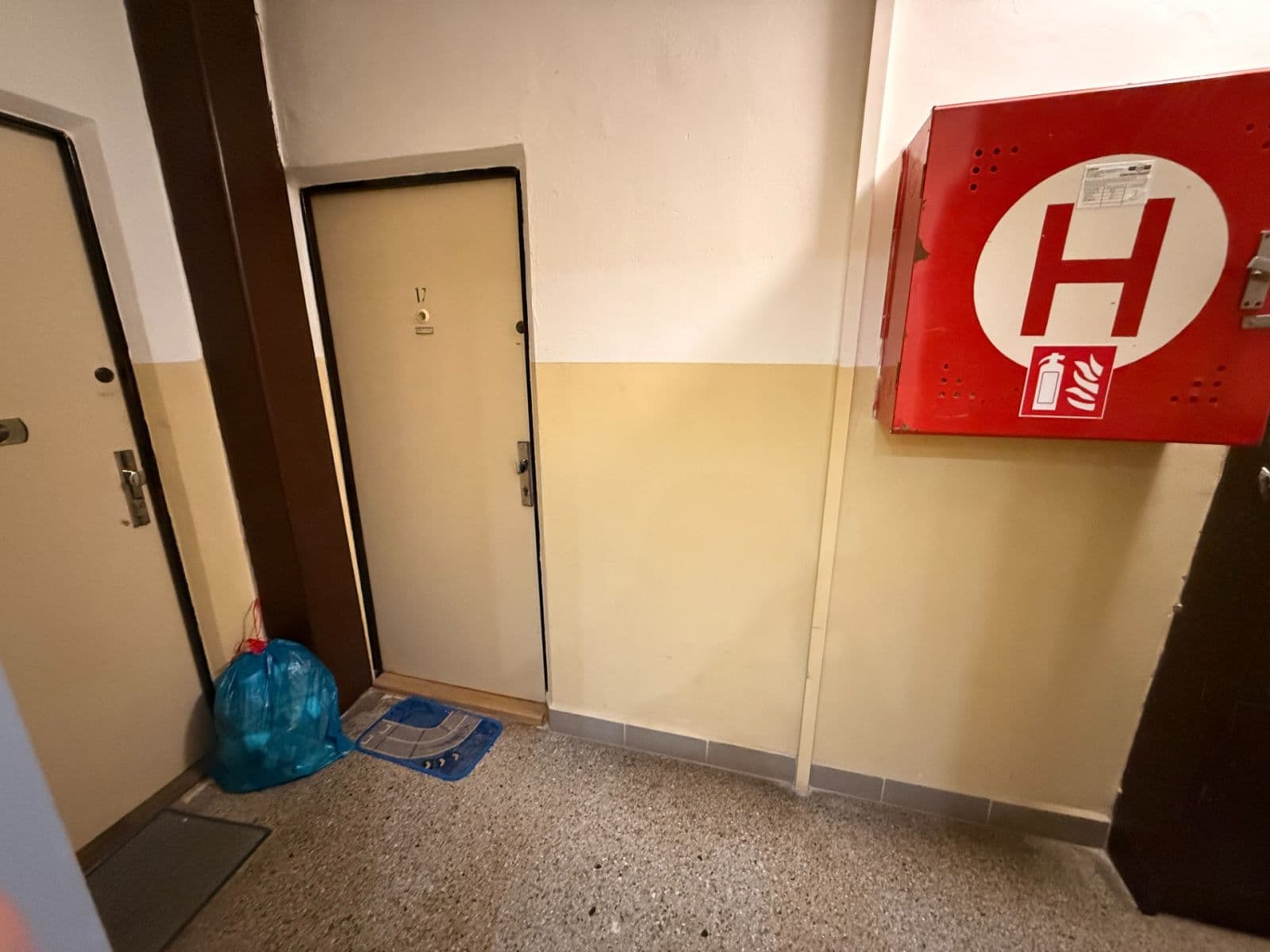 Pronájem bytu 1+1 39 m², Zárubova, Praha, Praha Pronájem bytu 1+1 39 m², Zárubova, Praha, Praha