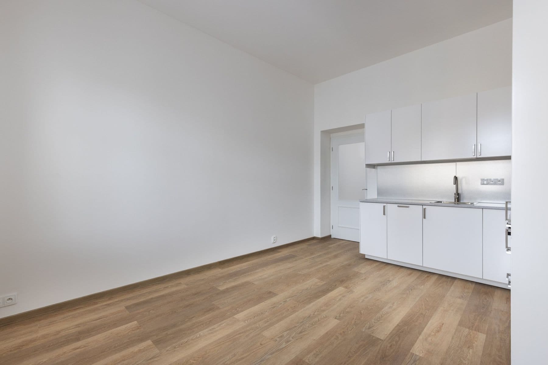 Pronájem bytu 1+kk 29 m², Milíčova, Praha, Praha Pronájem bytu 1+kk 29 m², Milíčova, Praha, Praha