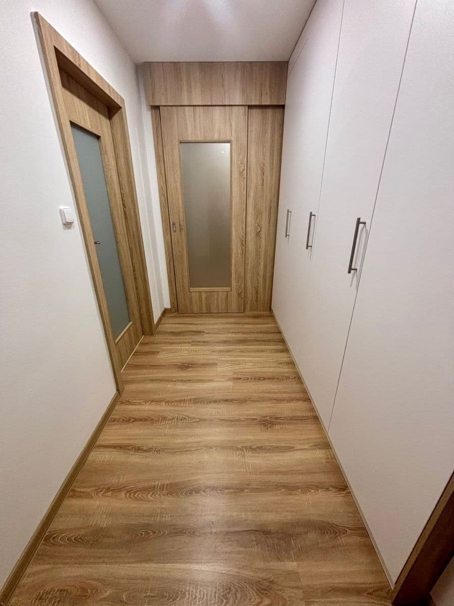 Pronájem bytu 3+kk 57 m², Krestova, Ostrava, Moravskoslezský kraj Pronájem bytu 3+kk 57 m², Krestova, Ostrava, Moravskoslezský kraj