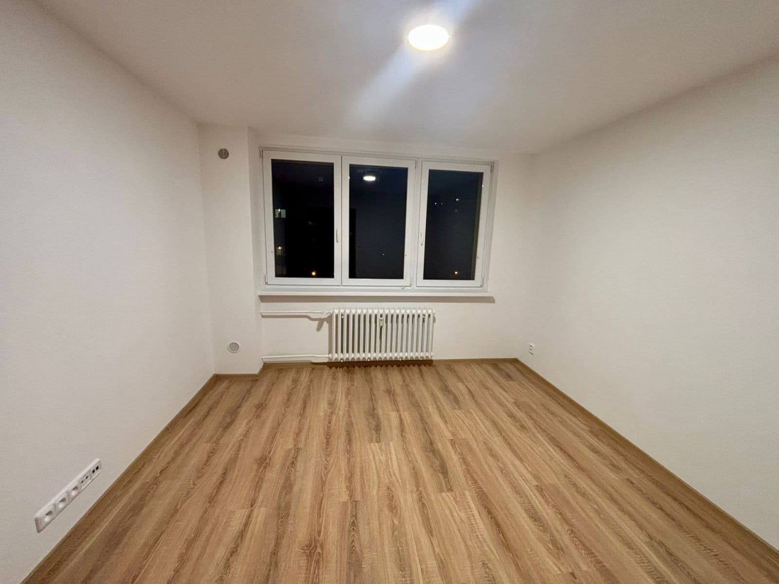 Pronájem bytu 3+kk 57 m², Krestova, Ostrava, Moravskoslezský kraj Pronájem bytu 3+kk 57 m², Krestova, Ostrava, Moravskoslezský kraj