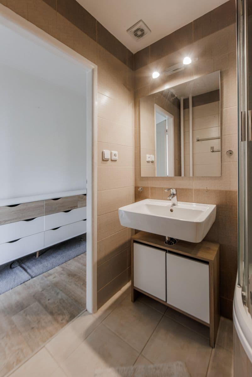 Pronájem bytu 2+kk 59 m², Bramboříková, Praha, Praha Pronájem bytu 2+kk 59 m², Bramboříková, Praha, Praha