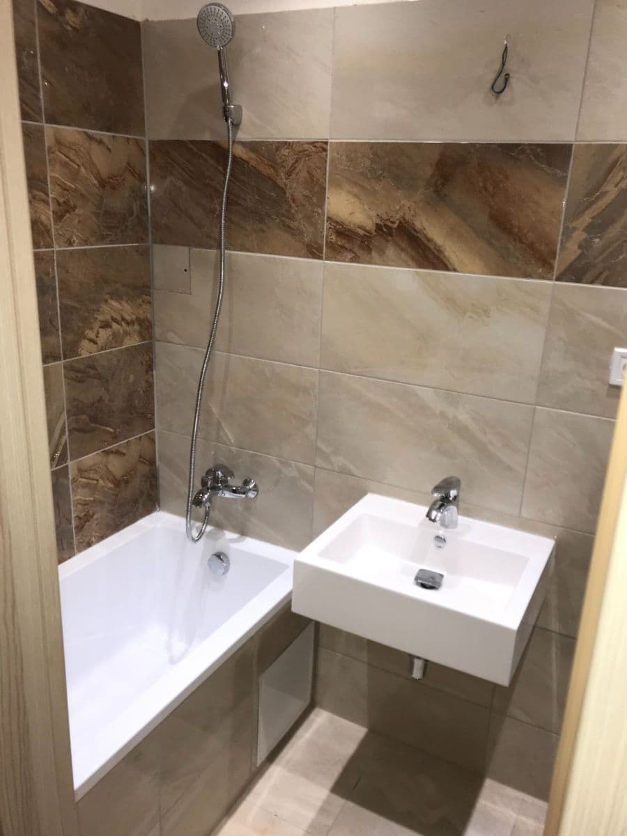 Pronájem bytu 1+kk 35 m², Na Zderaze, Praha, Praha Pronájem bytu 1+kk 35 m², Na Zderaze, Praha, Praha