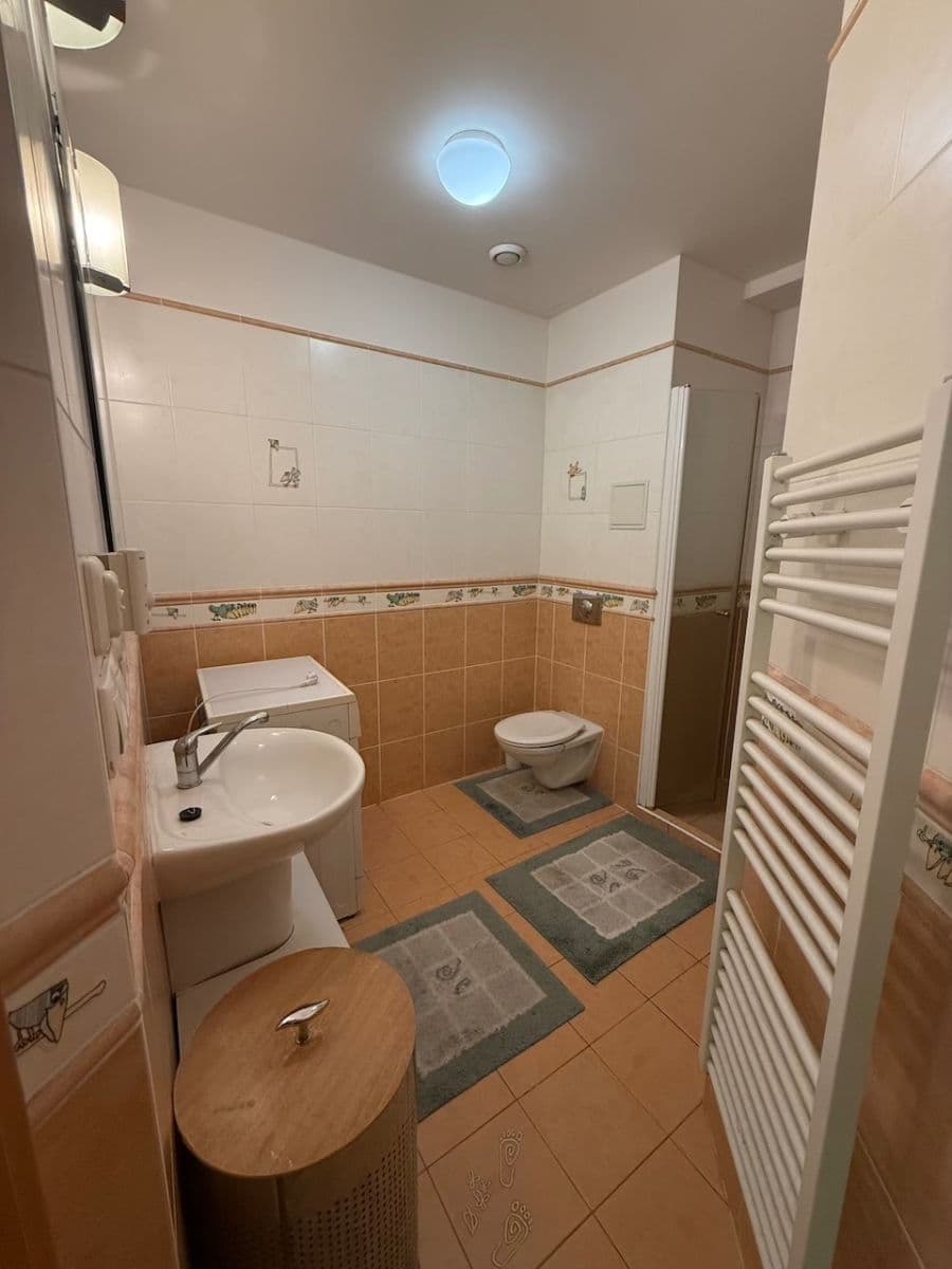 Pronájem bytu 2+kk 37 m², Kuželova, Praha, Praha Pronájem bytu 2+kk 37 m², Kuželova, Praha, Praha