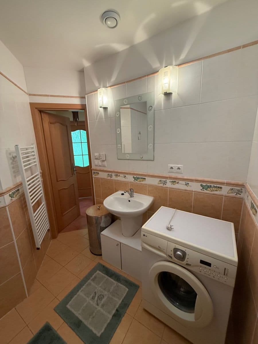 Pronájem bytu 2+kk 37 m², Kuželova, Praha, Praha Pronájem bytu 2+kk 37 m², Kuželova, Praha, Praha