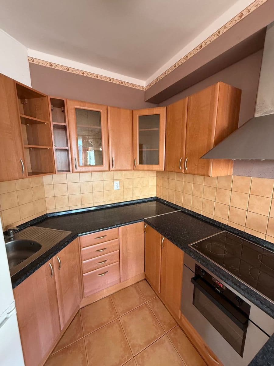 Pronájem bytu 2+kk 37 m², Kuželova, Praha, Praha Pronájem bytu 2+kk 37 m², Kuželova, Praha, Praha