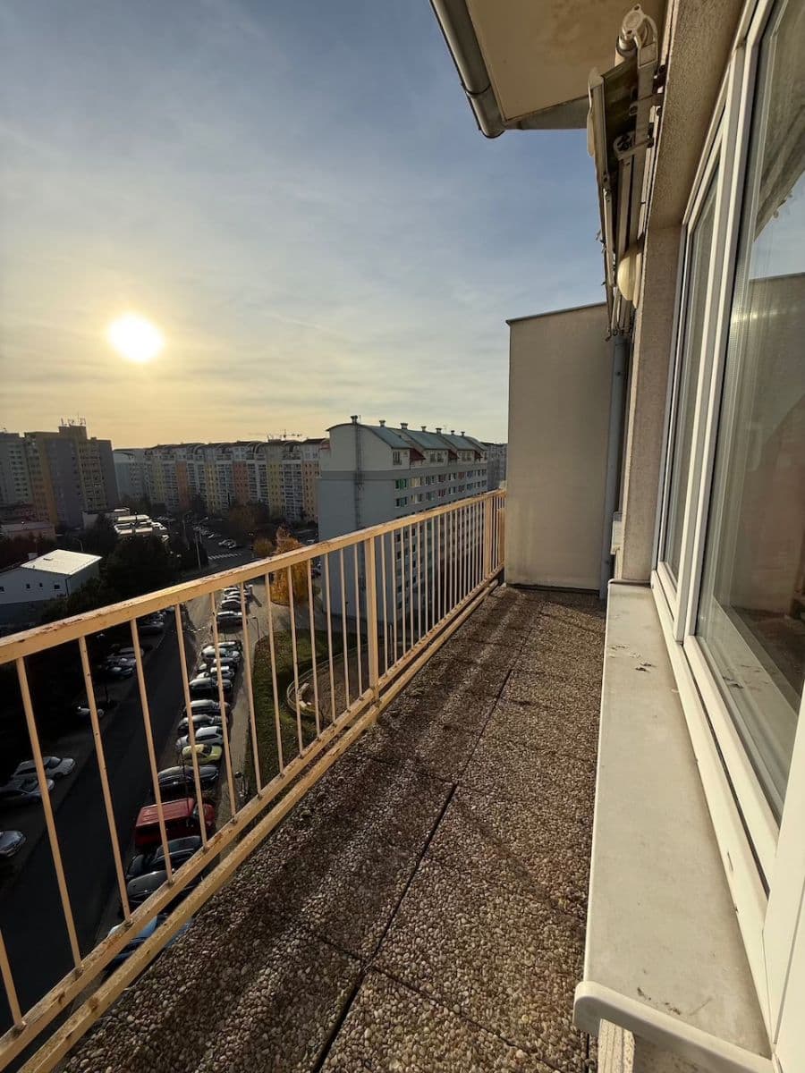 Pronájem bytu 2+kk 37 m², Kuželova, Praha, Praha Pronájem bytu 2+kk 37 m², Kuželova, Praha, Praha