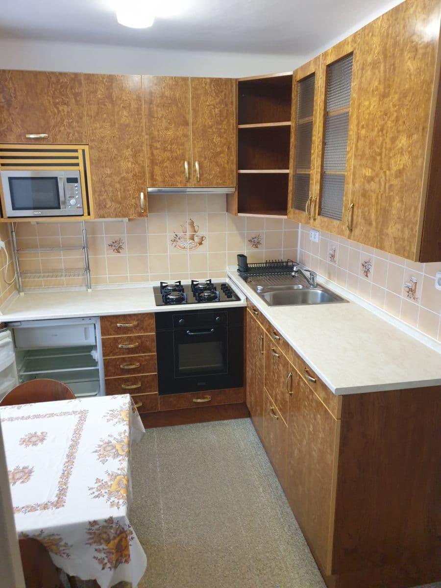 Pronájem bytu 1+1 36 m², Gen. Hrušky, Ostrava, Moravskoslezský kraj Pronájem bytu 1+1 36 m², Gen. Hrušky, Ostrava, Moravskoslezský kraj