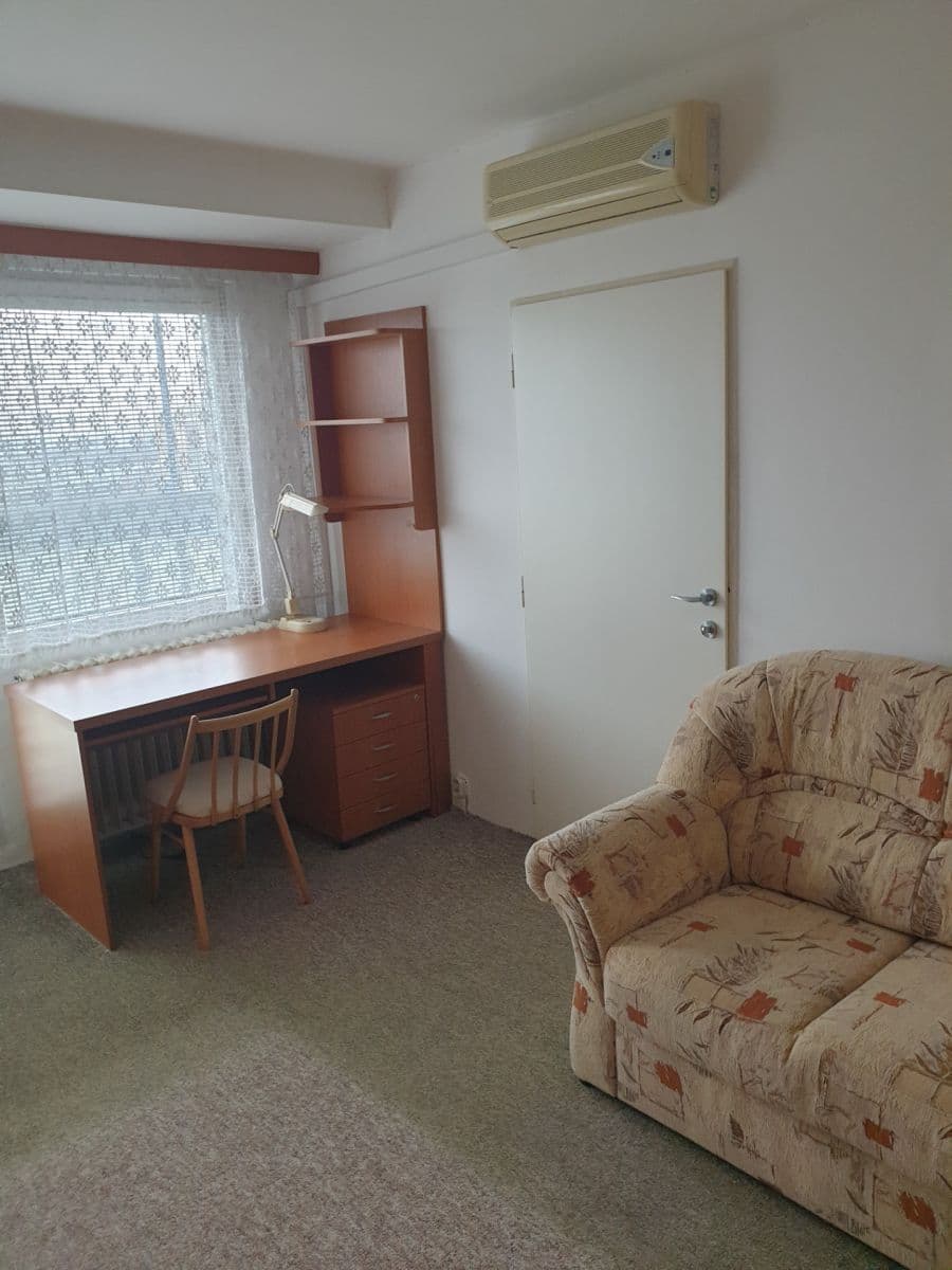 Pronájem bytu 1+1 36 m², Gen. Hrušky, Ostrava, Moravskoslezský kraj Pronájem bytu 1+1 36 m², Gen. Hrušky, Ostrava, Moravskoslezský kraj