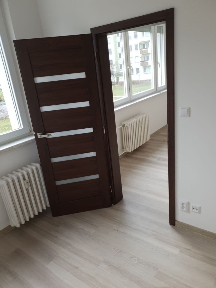 Pronájem bytu 2+1 46 m², Podroužkova, Ostrava, Moravskoslezský kraj Pronájem bytu 2+1 46 m², Podroužkova, Ostrava, Moravskoslezský kraj