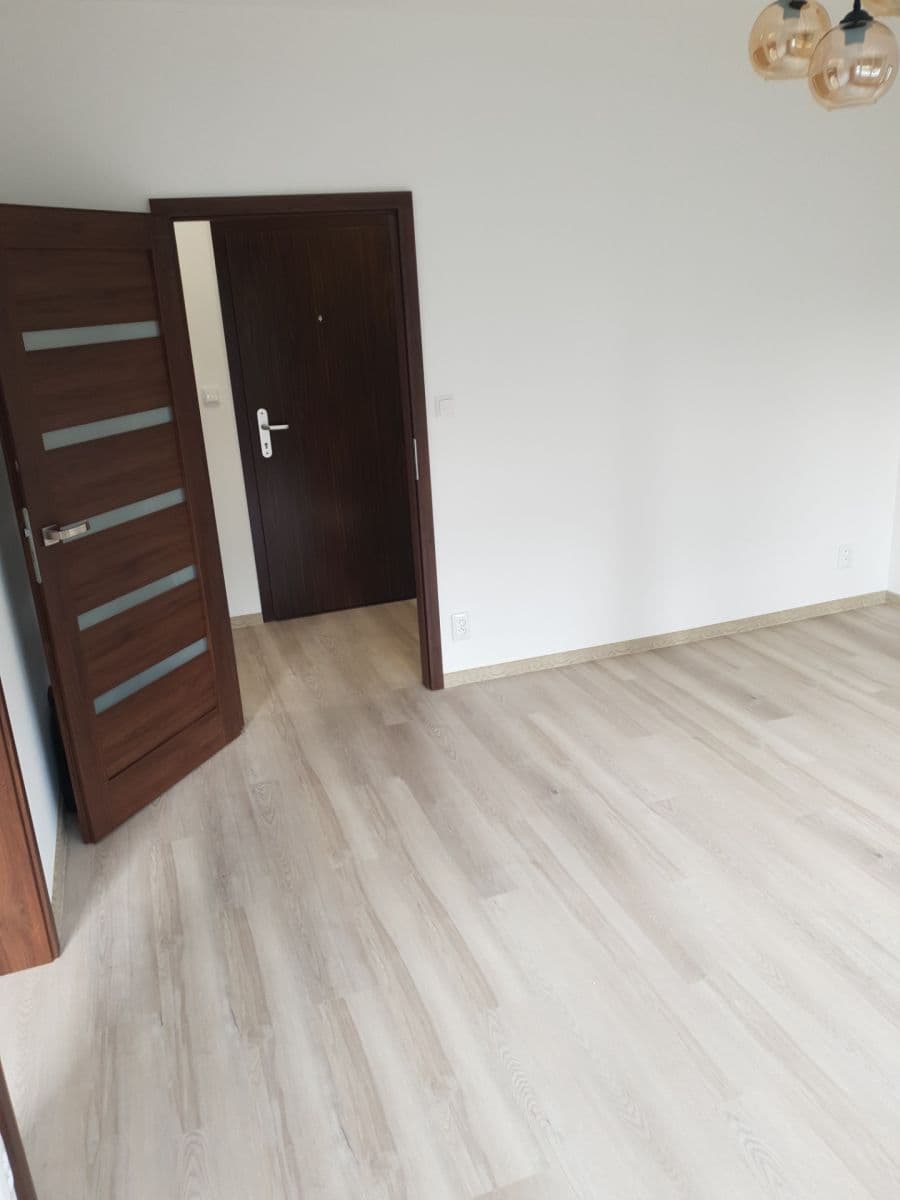 Pronájem bytu 2+1 46 m², Podroužkova, Ostrava, Moravskoslezský kraj Pronájem bytu 2+1 46 m², Podroužkova, Ostrava, Moravskoslezský kraj