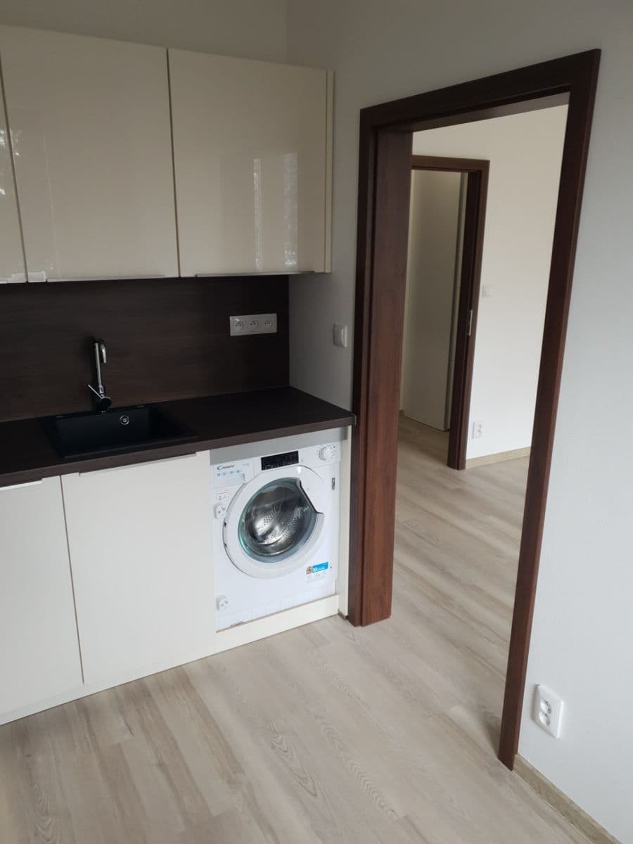 Pronájem bytu 2+1 46 m², Podroužkova, Ostrava, Moravskoslezský kraj Pronájem bytu 2+1 46 m², Podroužkova, Ostrava, Moravskoslezský kraj