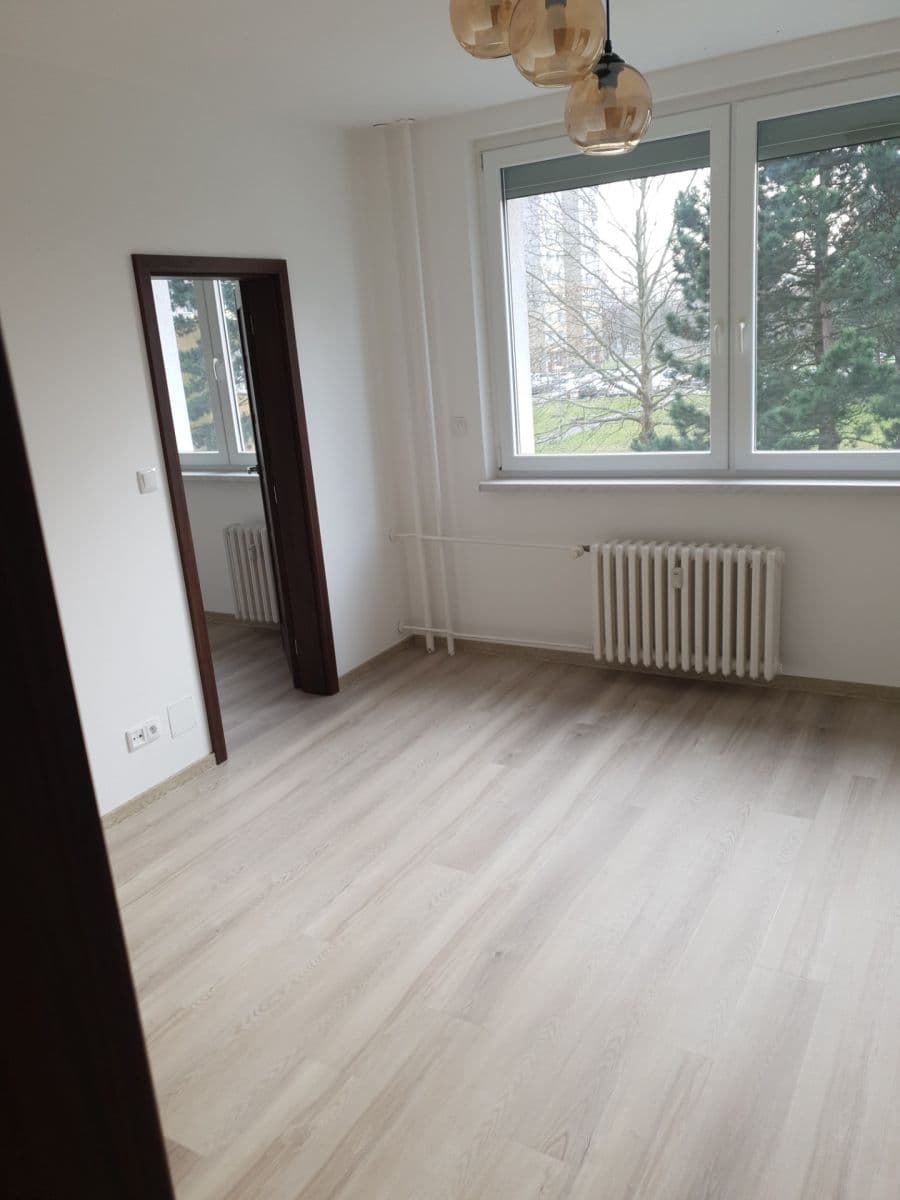 Pronájem bytu 2+1 46 m², Podroužkova, Ostrava, Moravskoslezský kraj Pronájem bytu 2+1 46 m², Podroužkova, Ostrava, Moravskoslezský kraj