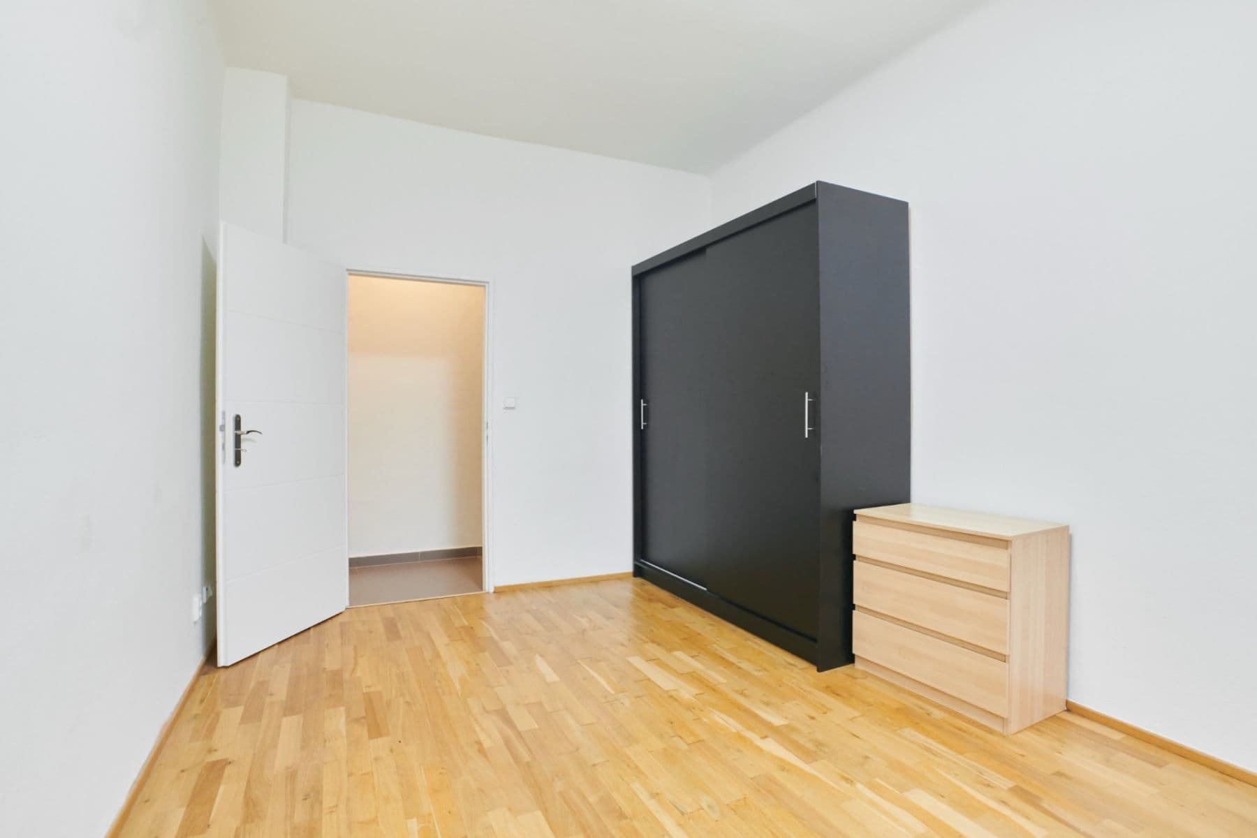 Pronájem bytu 3+1 65 m², Sudoměřská, Praha, Praha Pronájem bytu 3+1 65 m², Sudoměřská, Praha, Praha