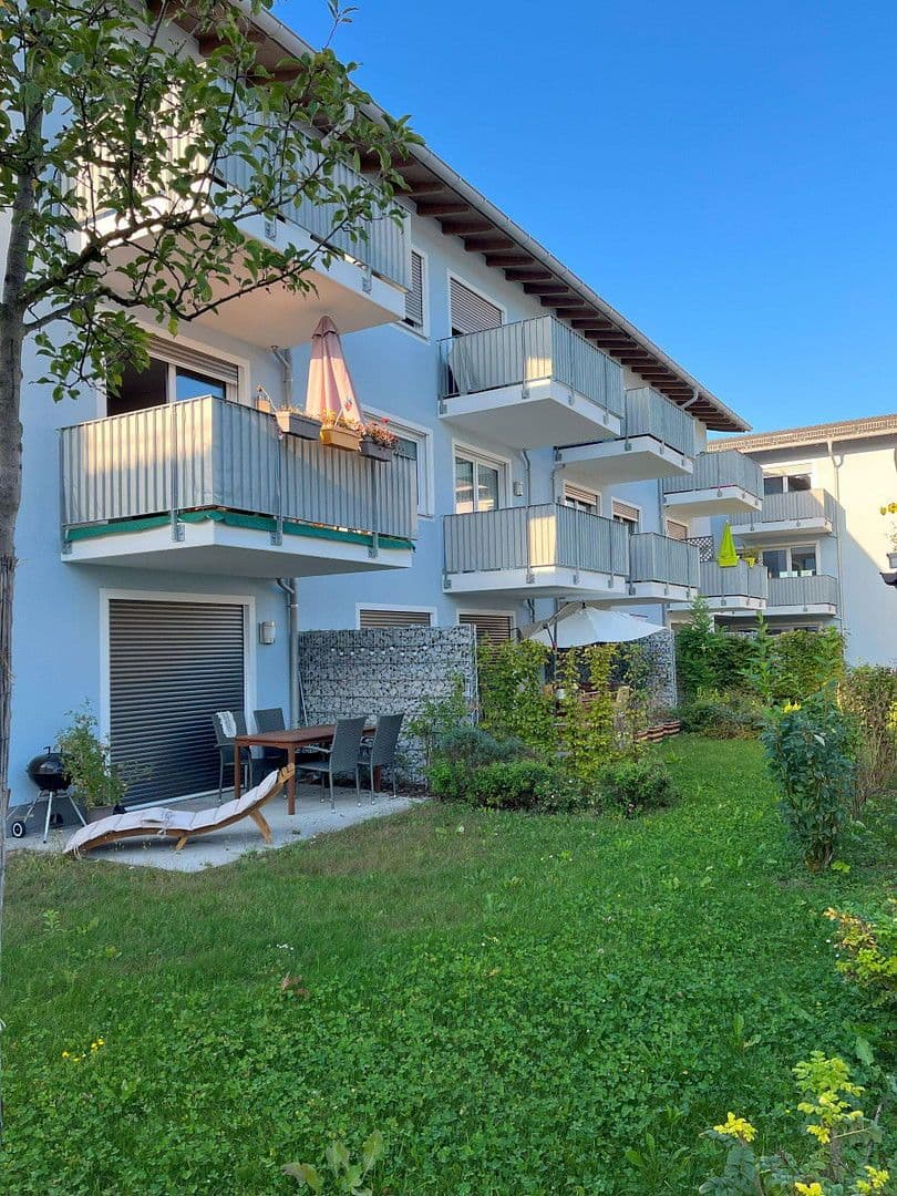 Pronájem bytu 1+1 45 m², Münchener Straße 29, Grafing, Bavorsko Pronájem bytu 1+1 45 m², Münchener Straße 29, Grafing, Bavorsko