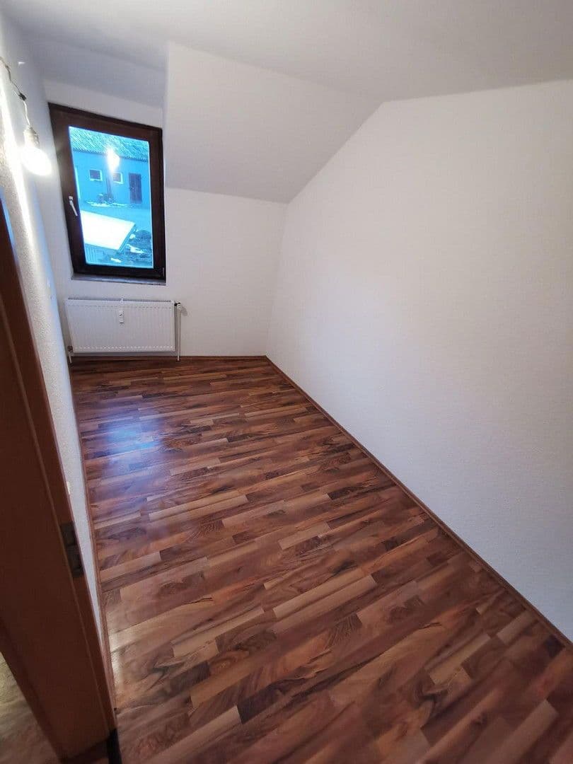 Pronájem bytu 3+1 92 m², Zandt 7, Lichtenau, Bavorsko Pronájem bytu 3+1 92 m², Zandt 7, Lichtenau, Bavorsko