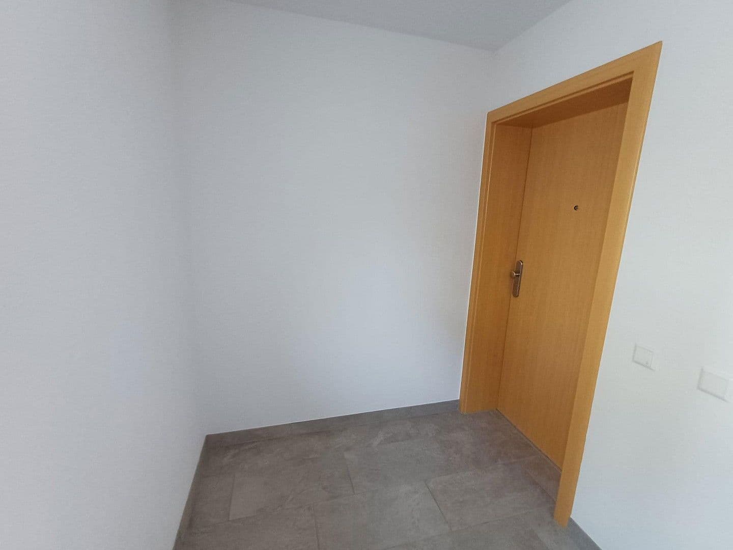 Pronájem bytu 3+kk 82 m², Schwäbisch Gmünd, Bádensko-Württembersko Pronájem bytu 3+kk 82 m², Schwäbisch Gmünd, Bádensko-Württembersko