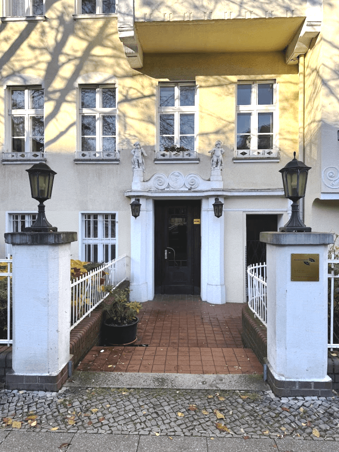 Prodej bytu 4+1 111 m², Berlin, Berlín Prodej bytu 4+1 111 m², Berlin, Berlín