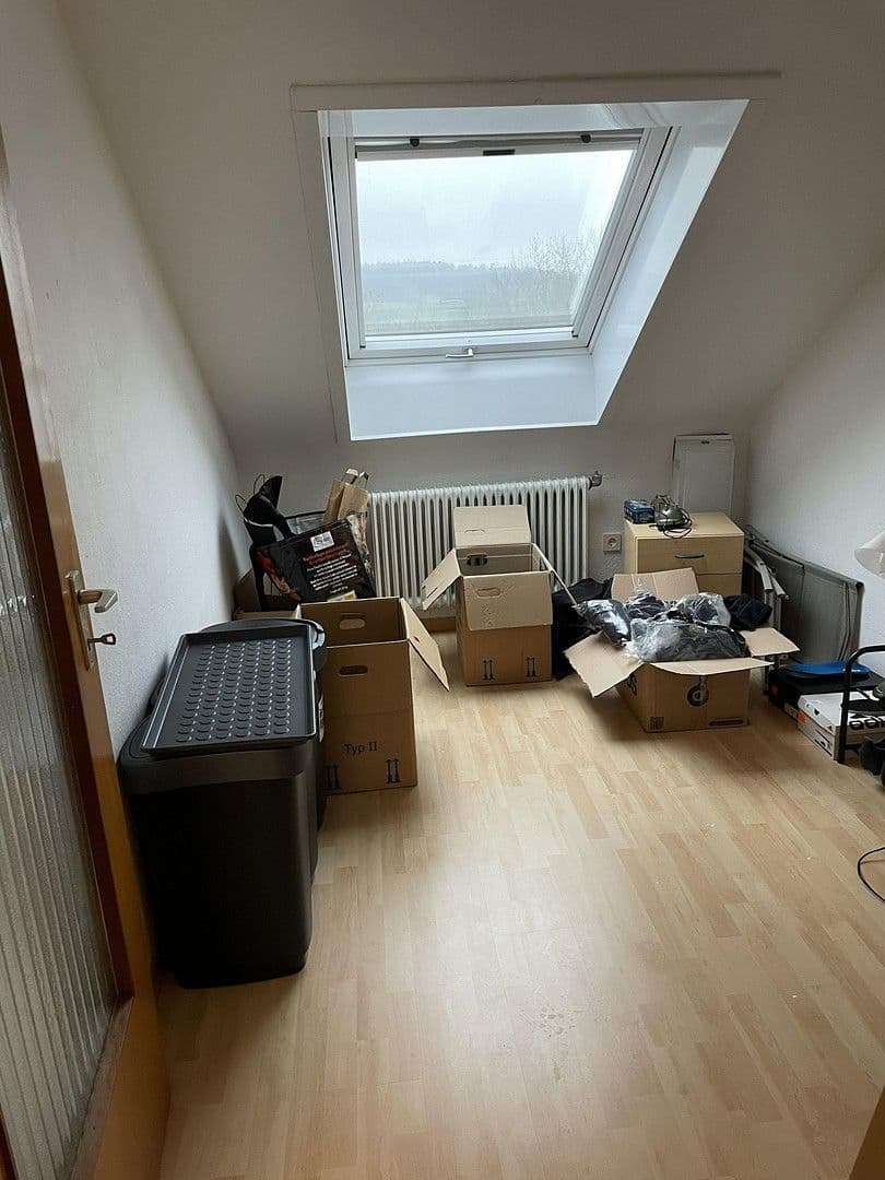 Pronájem bytu 4+1 75 m², Pommernstr. 4, Diespeck, Bavorsko Pronájem bytu 4+1 75 m², Pommernstr. 4, Diespeck, Bavorsko