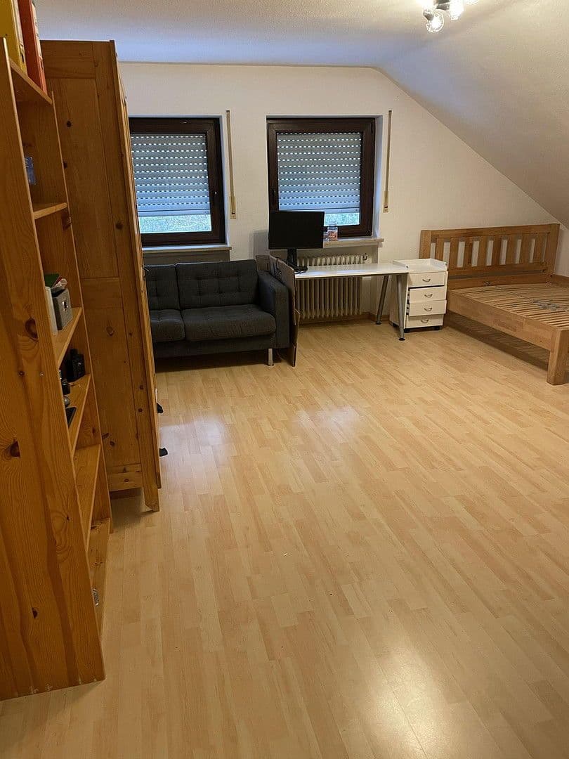 Pronájem bytu 4+1 75 m², Pommernstr. 4, Diespeck, Bavorsko Pronájem bytu 4+1 75 m², Pommernstr. 4, Diespeck, Bavorsko