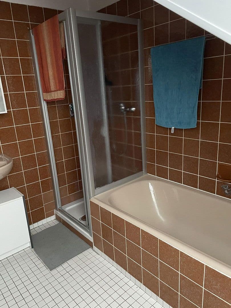 Pronájem bytu 4+1 75 m², Pommernstr. 4, Diespeck, Bavorsko Pronájem bytu 4+1 75 m², Pommernstr. 4, Diespeck, Bavorsko