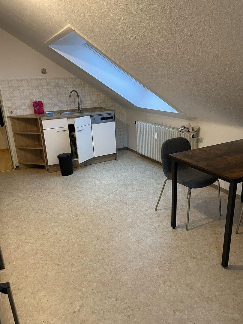 Pronájem bytu 4+1 75 m², Pommernstr. 4, Diespeck, Bavorsko Pronájem bytu 4+1 75 m², Pommernstr. 4, Diespeck, Bavorsko