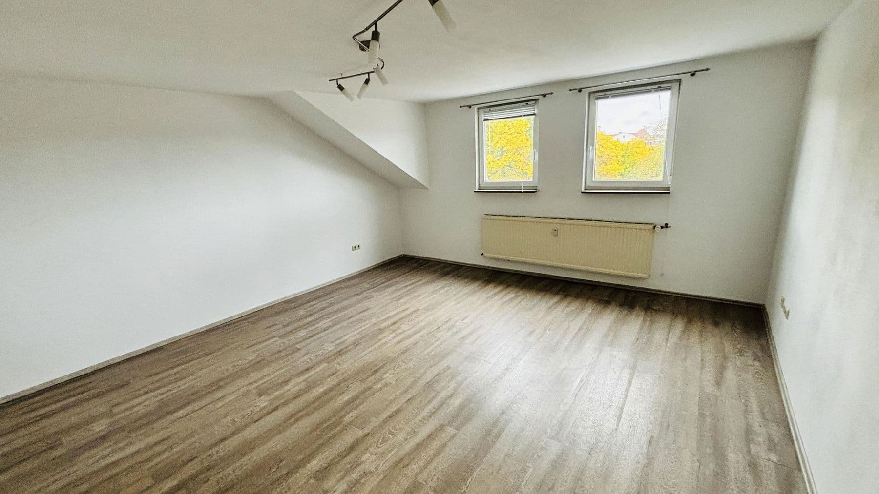 Prodej bytu 3+1 88 m², Liebigstraße 1, Hof, Bavorsko Prodej bytu 3+1 88 m², Liebigstraße 1, Hof, Bavorsko