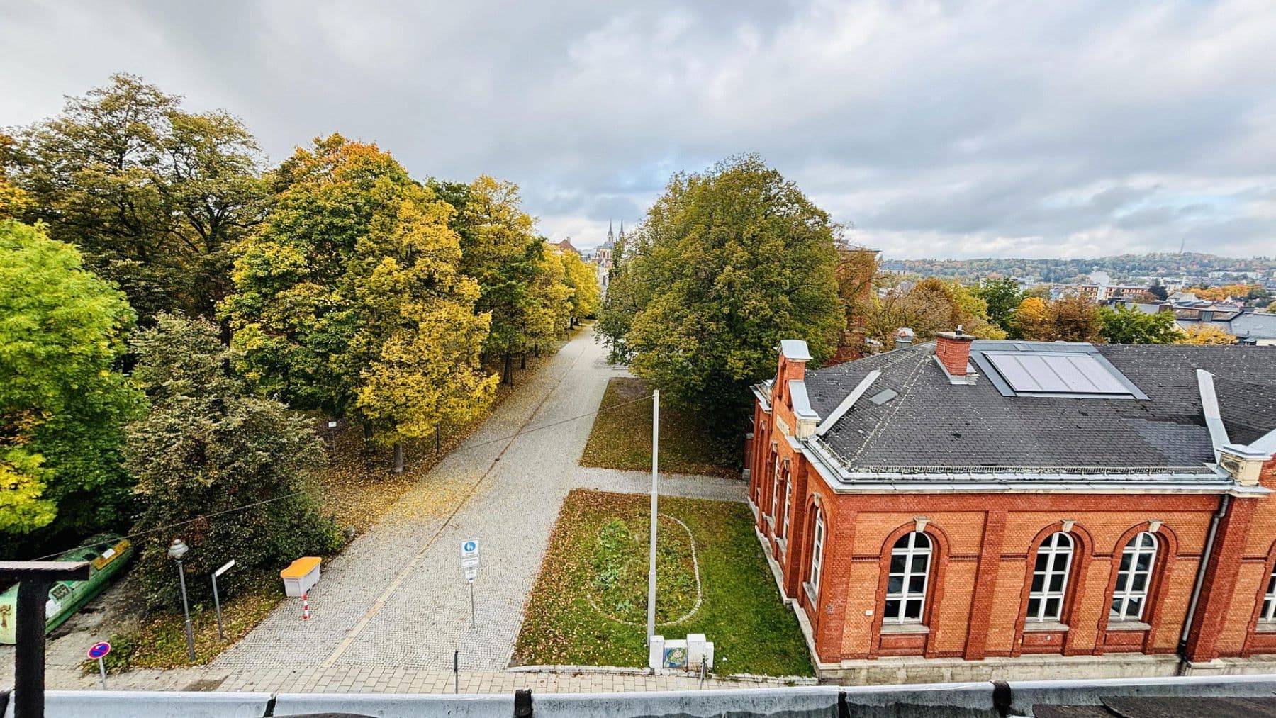 Prodej bytu 3+1 88 m², Liebigstraße 1, Hof, Bavorsko Prodej bytu 3+1 88 m², Liebigstraße 1, Hof, Bavorsko