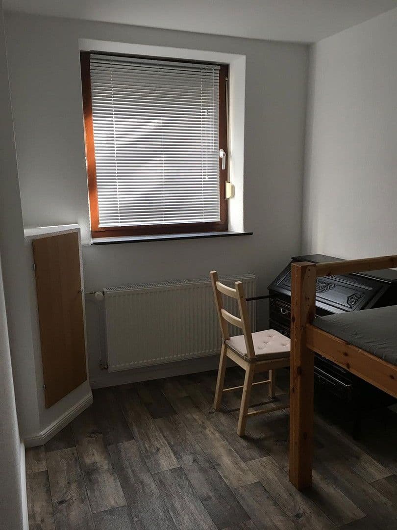 Prodej domu 180 m², pozemek 139 m², Dorumstr. 8, Bremen, Bremen Prodej domu 180 m², pozemek 139 m², Dorumstr. 8, Bremen, Bremen