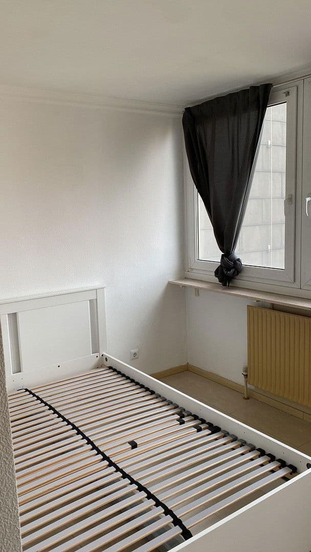 Pronájem bytu 1+1 30 m², Rosenbergstraße 44, Heilbronn, Bádensko-Württembersko Pronájem bytu 1+1 30 m², Rosenbergstraße 44, Heilbronn, Bádensko-Württembersko