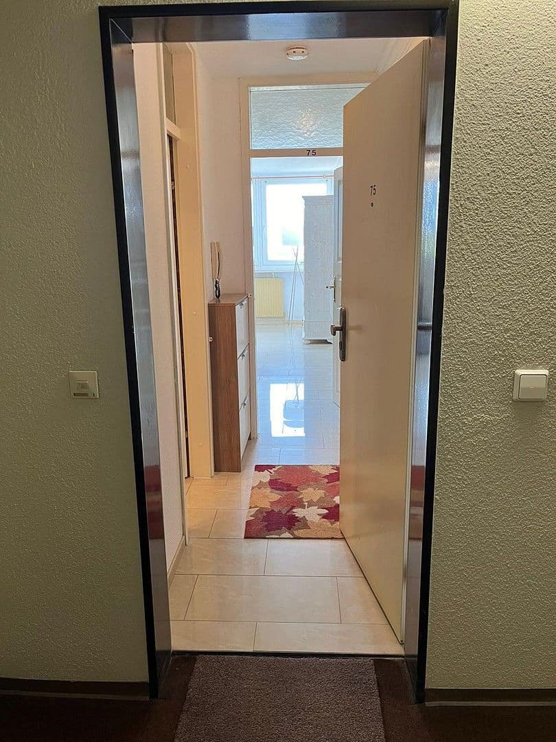 Pronájem bytu 1+1 30 m², Rosenbergstraße 44, Heilbronn, Bádensko-Württembersko Pronájem bytu 1+1 30 m², Rosenbergstraße 44, Heilbronn, Bádensko-Württembersko