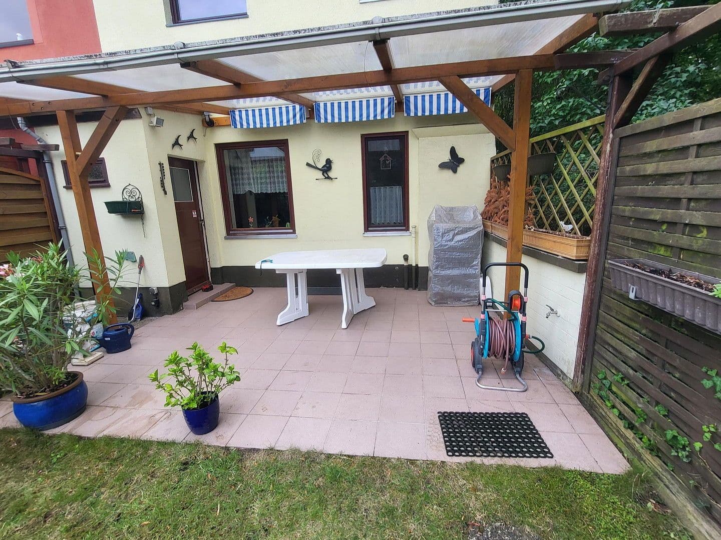 Prodej domu 100 m², pozemek 216 m², Berlin, Berlín Prodej domu 100 m², pozemek 216 m², Berlin, Berlín