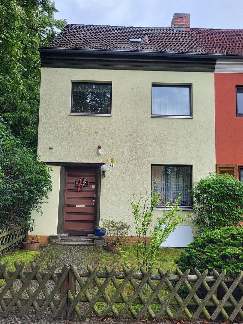 Prodej domu 100 m², pozemek 216 m², Berlin, Berlín Prodej domu 100 m², pozemek 216 m², Berlin, Berlín