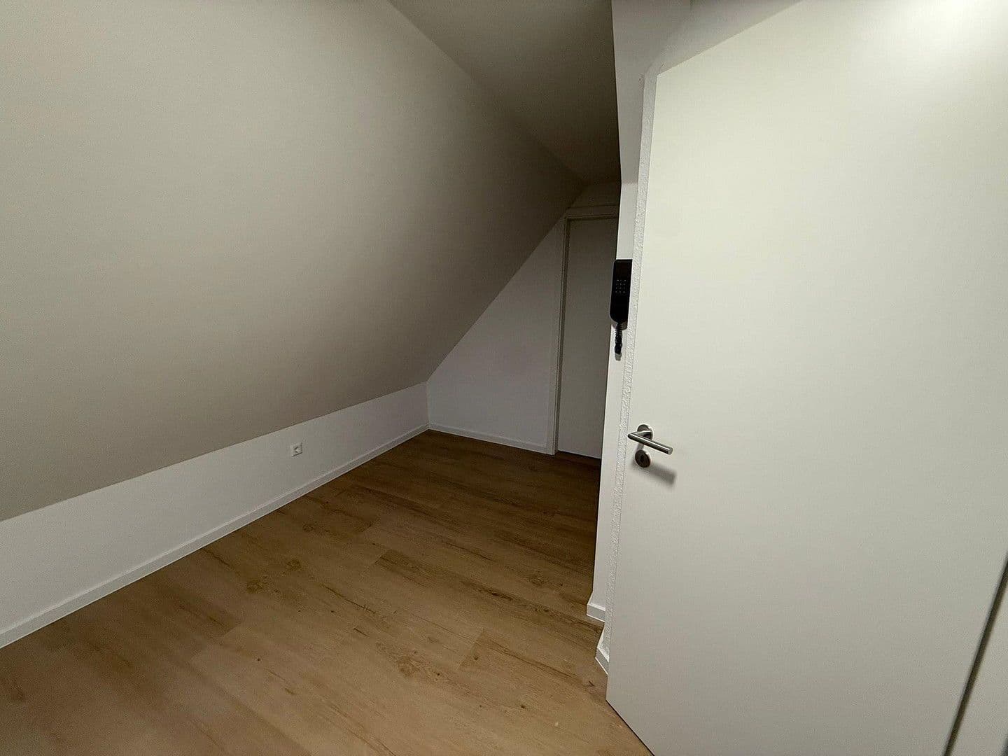 Pronájem bytu 16 m², Heilbronn, Bádensko-Württembersko Pronájem bytu 16 m², Heilbronn, Bádensko-Württembersko