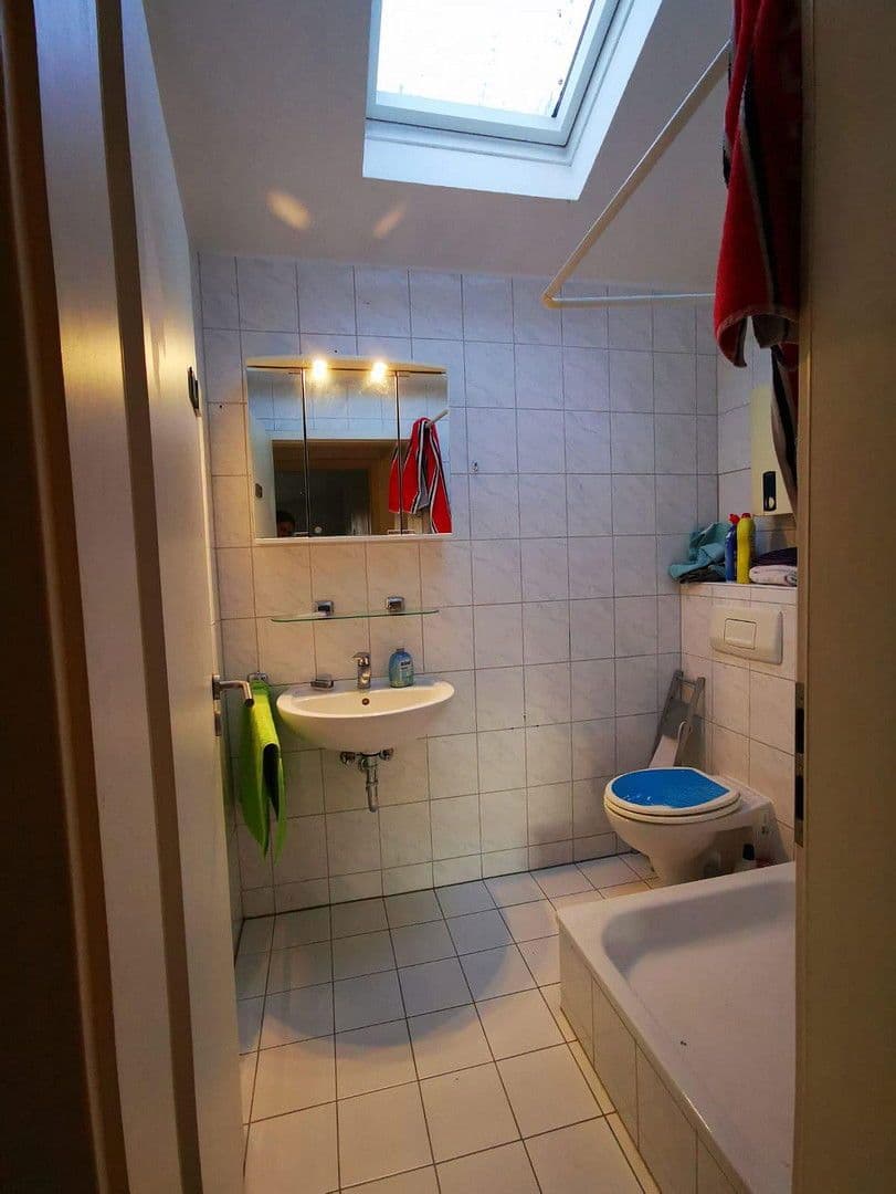 Pronájem bytu 2+1 41 m², Neustadtstraße 5, Leverkusen, Severní Porýní-Vestfálsko Pronájem bytu 2+1 41 m², Neustadtstraße 5, Leverkusen, Severní Porýní-Vestfálsko