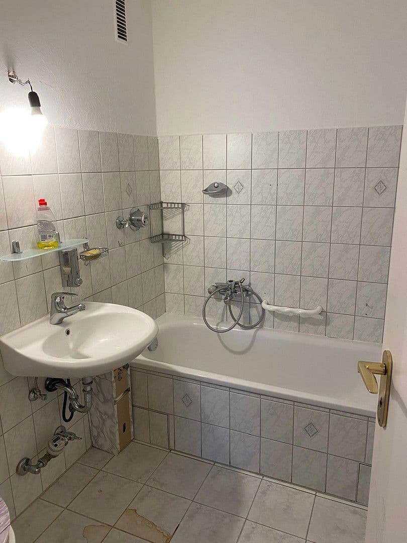 Pronájem bytu 2+1 63 m², Katharina-Eberhardstrasse 10, Haar, Bavorsko Pronájem bytu 2+1 63 m², Katharina-Eberhardstrasse 10, Haar, Bavorsko