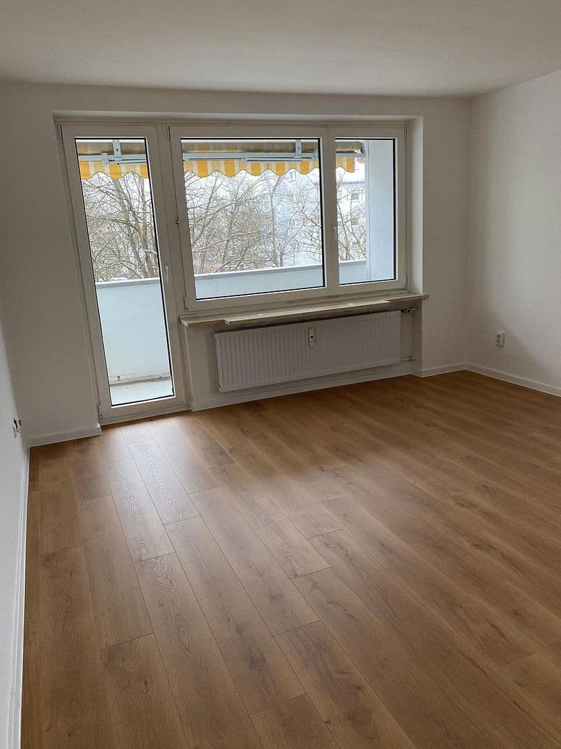 Pronájem bytu 2+1 63 m², Katharina-Eberhardstrasse 10, Haar, Bavorsko Pronájem bytu 2+1 63 m², Katharina-Eberhardstrasse 10, Haar, Bavorsko