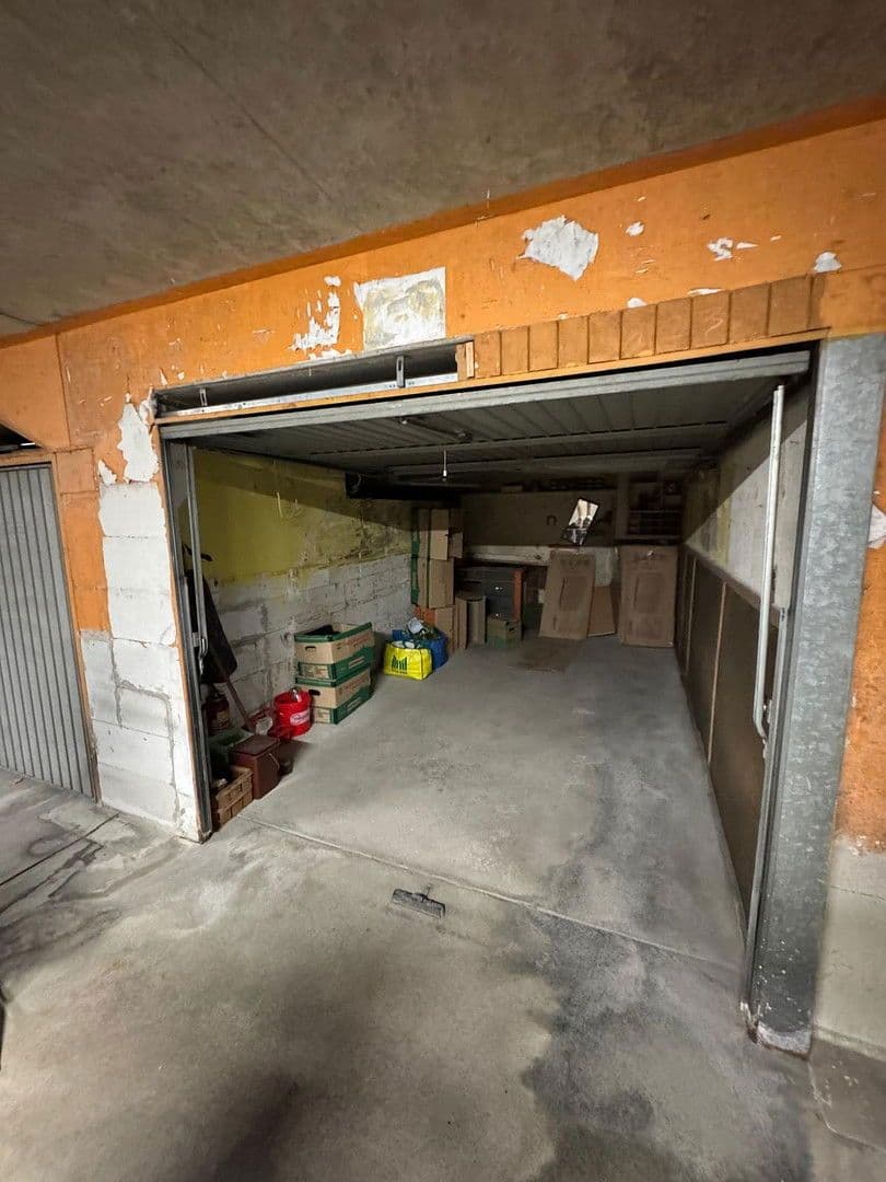 Prodej garáže, Freischützstr. 110, München, Bavorsko Prodej garáže, Freischützstr. 110, München, Bavorsko