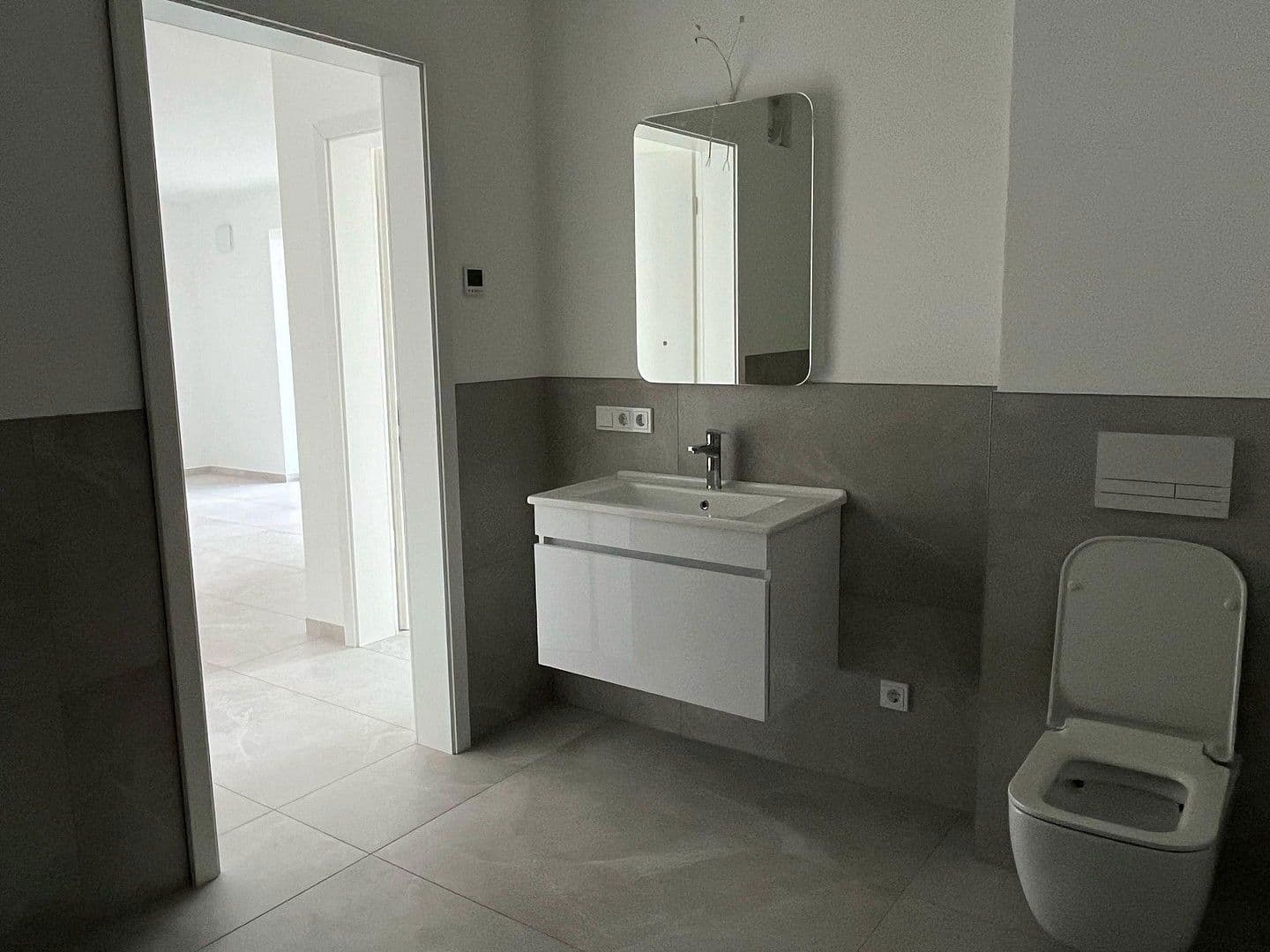 Pronájem bytu 2+1 46 m², Büscherhof 13b, Waldbröl, Severní Porýní-Vestfálsko Pronájem bytu 2+1 46 m², Büscherhof 13b, Waldbröl, Severní Porýní-Vestfálsko